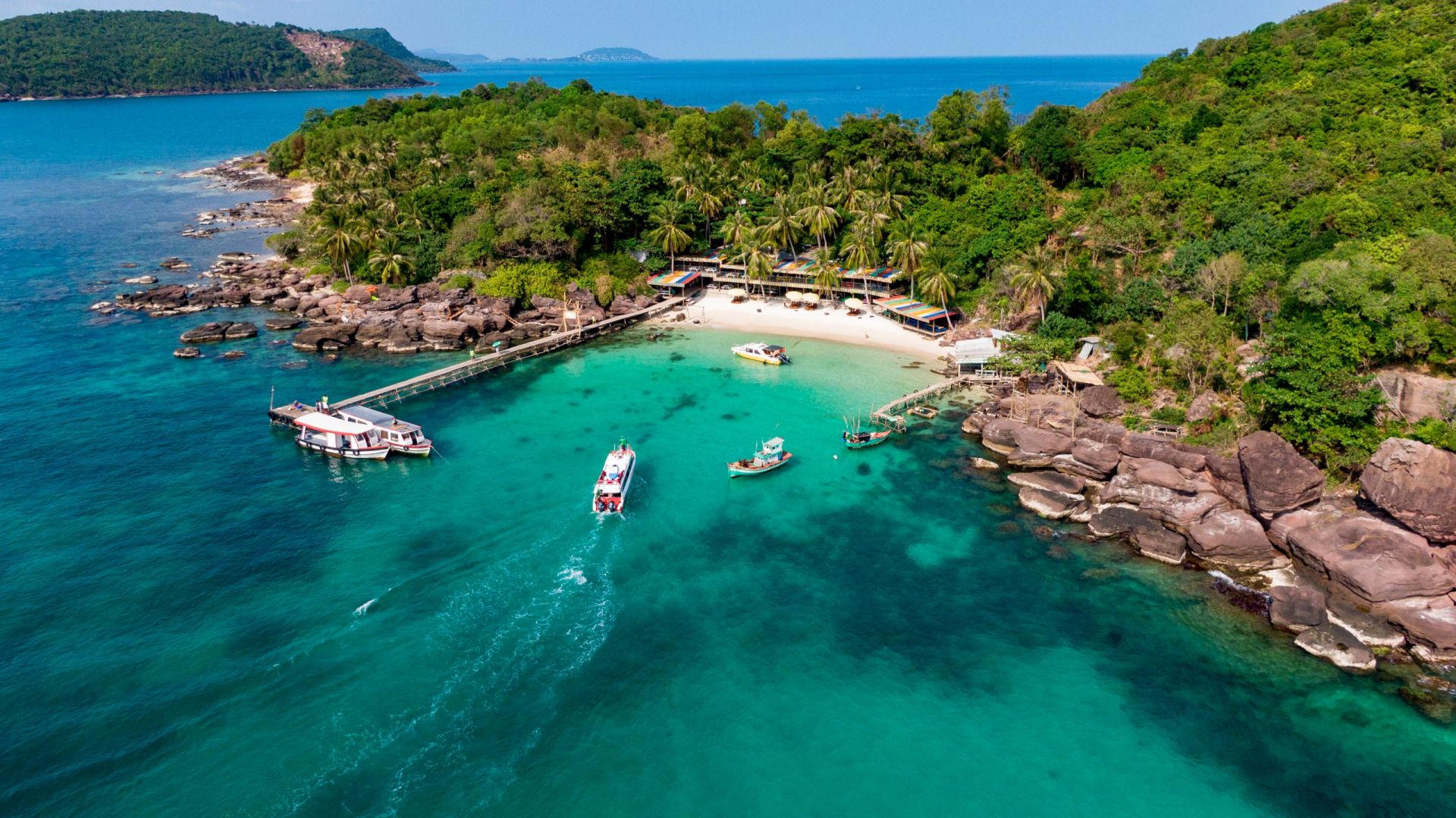 Đảo Hòn Thơm nổi tiếng bởi vẻ đẹp nguyên sơ